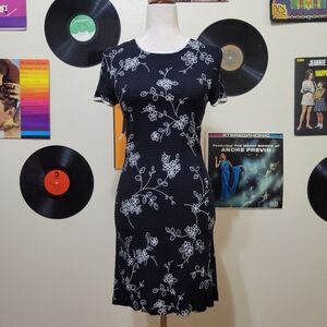 Byer Studio | 90s Vintage Waffle Knit Black & White Floral Mini Dress